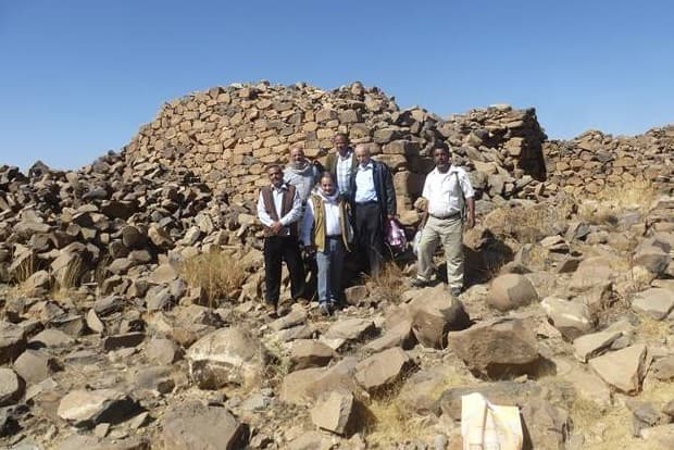 زيارة ميدانية لقمة جبل (حَبَة) في يافع